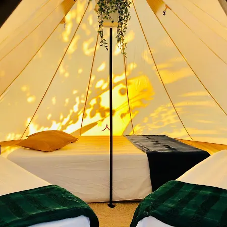 Ona Camp *